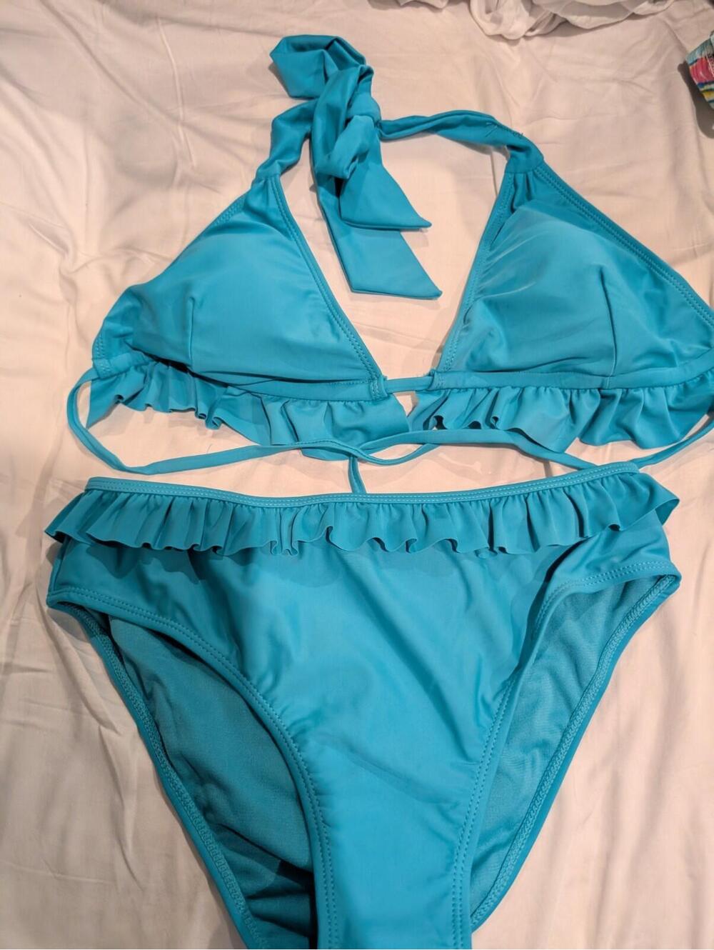 NWT Tahira Bikini Turquoise Swimsuit  Size Large Ruffle